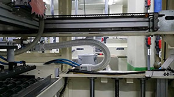 프린팅 회로기판의 생산에 사용되는 e-skin® 주름형 튜브