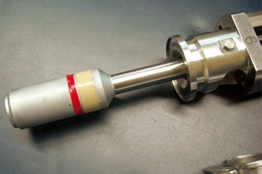 iglidur 플레인 베어링을 사용하는 충진 플랜트의 피스톤