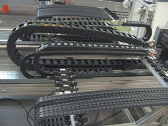 Fiber optic cables for mechanical engineering 