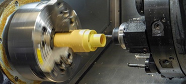 iglidur® 고성능 폴리머 재질의 스톡 바는 올바른 형상으로 선삭됩니다.