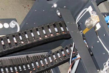 사출 성형 기기