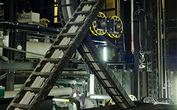 무대 플랫폼에 적용된 e-spool 및 지그재그 시스템